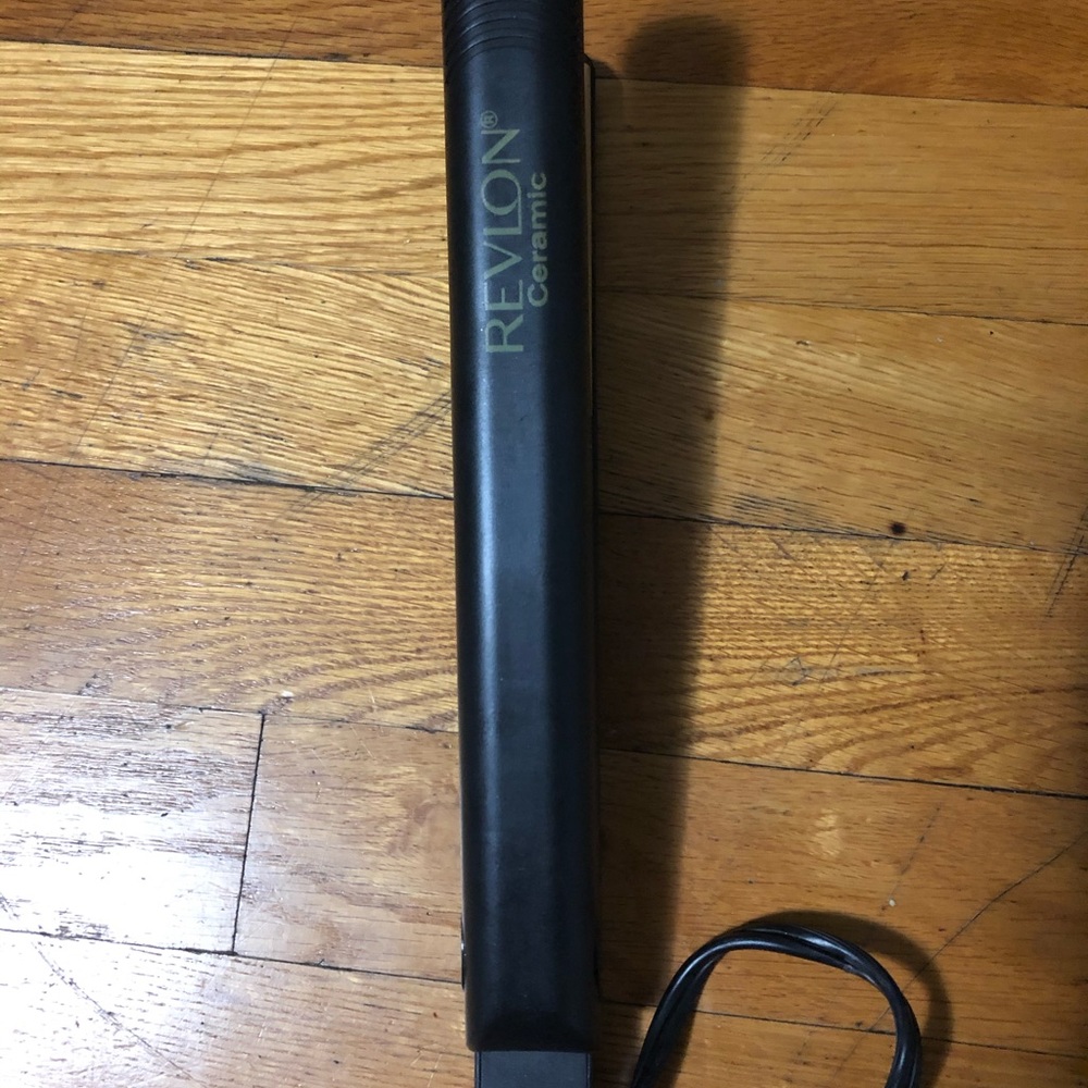 Revlon Hair Straightener